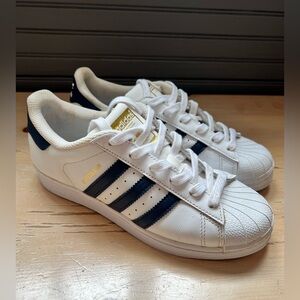 white/gold tongue Adidas Originals Superstar Sneakers  Women Size 5.5